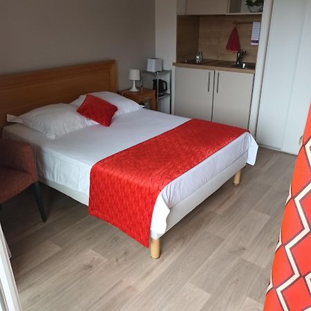 Domitys Le Clos Du Cedre Aparthotel Dompierre-sur-Mer Ngoại thất bức ảnh