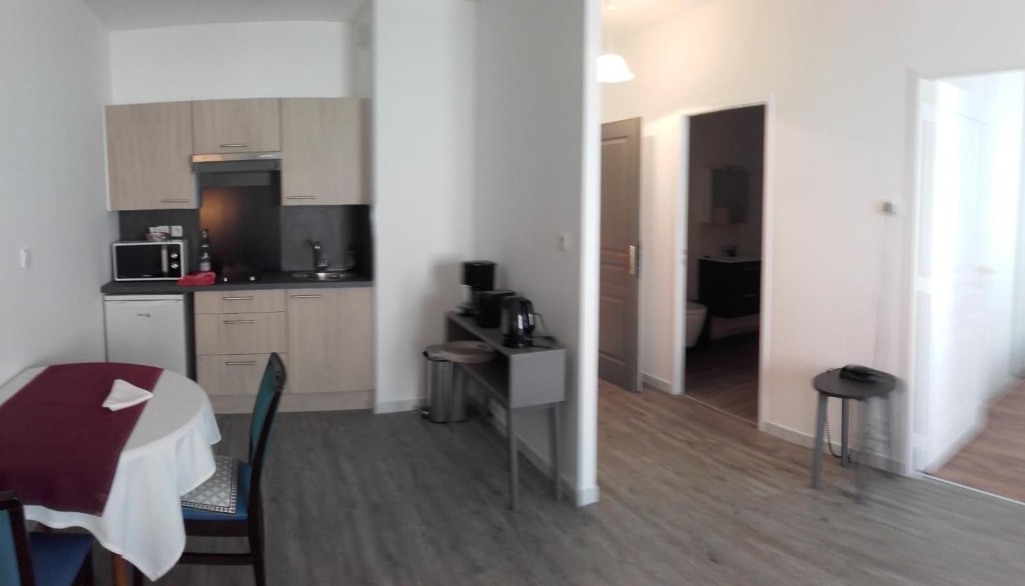 Domitys Le Clos Du Cedre Aparthotel Dompierre-sur-Mer Ngoại thất bức ảnh