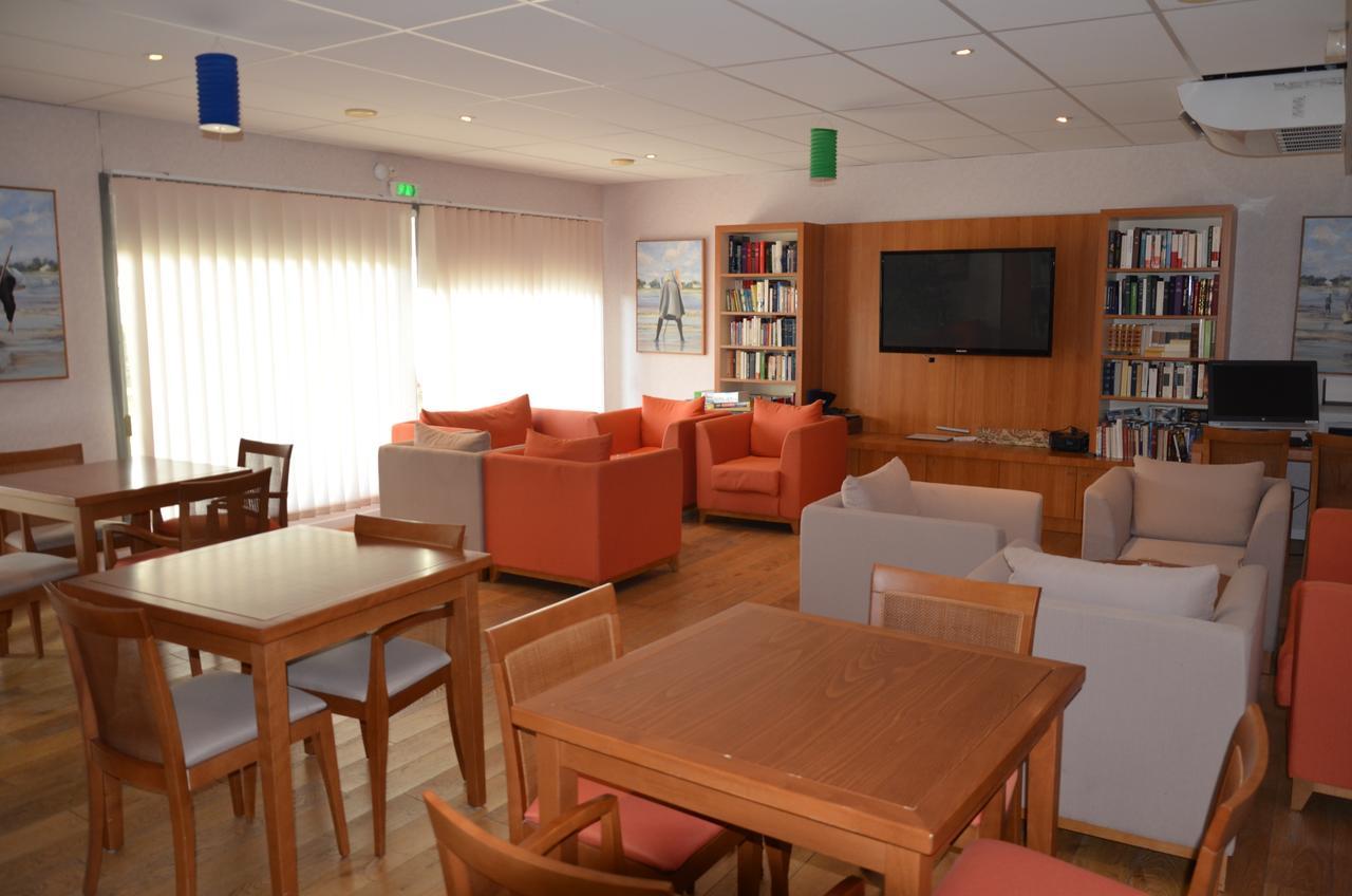 Domitys Le Clos Du Cedre Aparthotel Dompierre-sur-Mer Ngoại thất bức ảnh